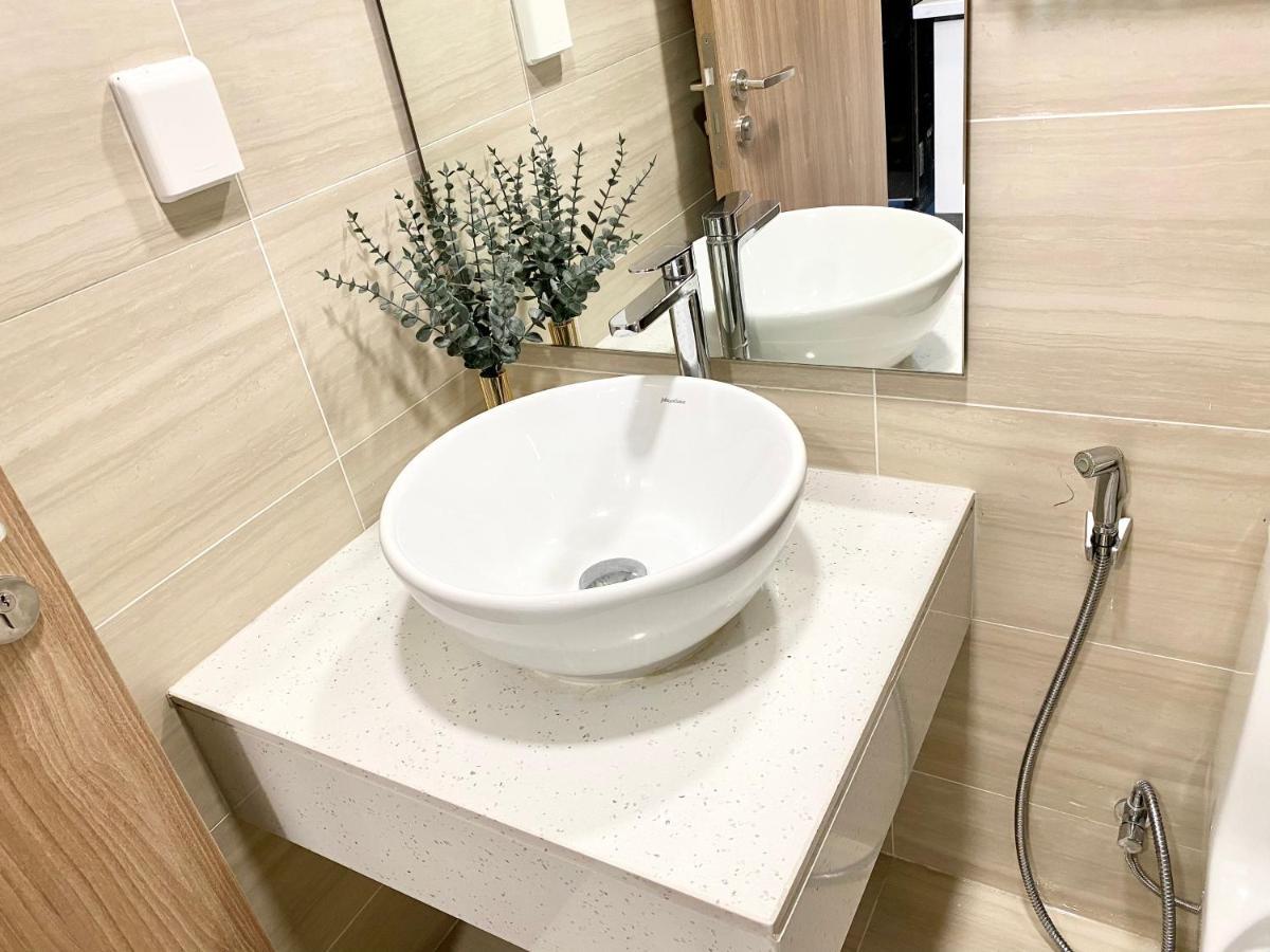 Yu Premium Luxury 2bedrooms Condotel In D1 Near Bui Vien Street Căn hộ